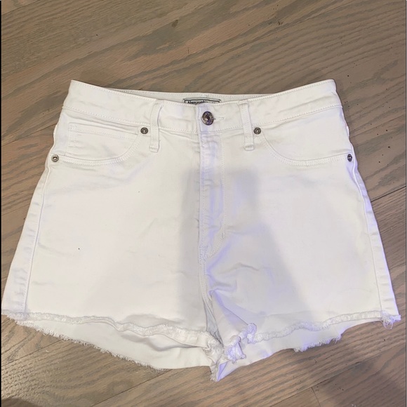 white jean shorts - Picture 3 of 4